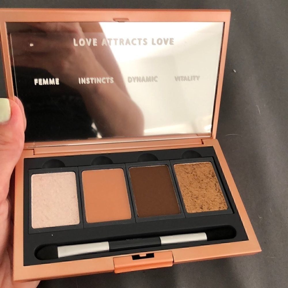 Chella eyeshadow palette NEW